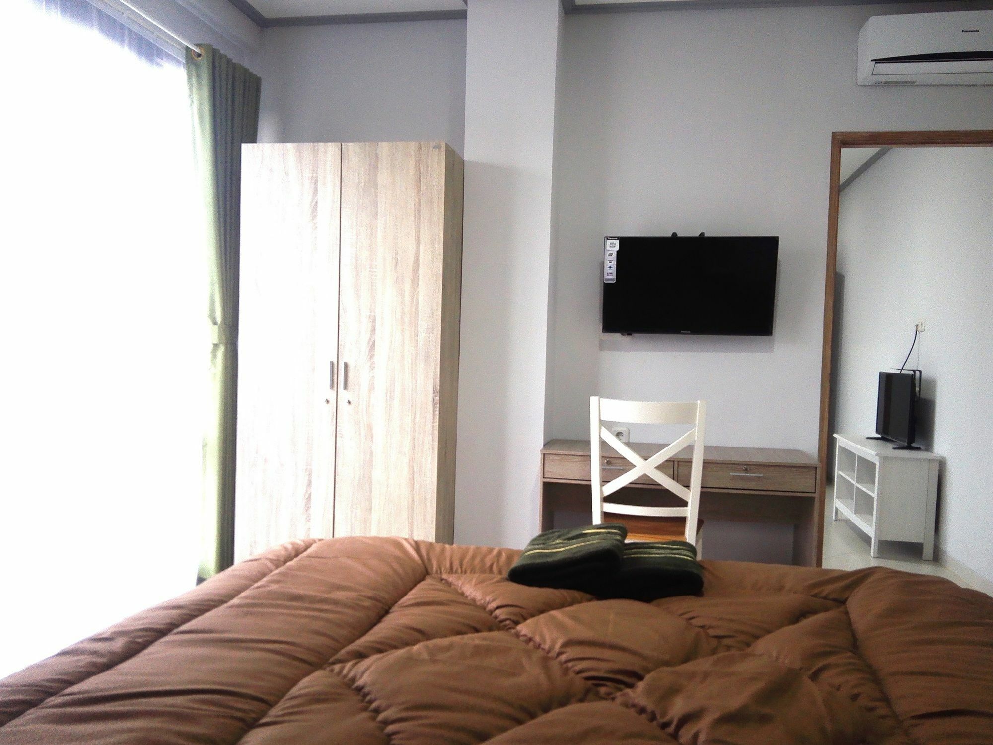 Urbanest Inn House TB Simatupang Pasar Minggu Bagian luar foto